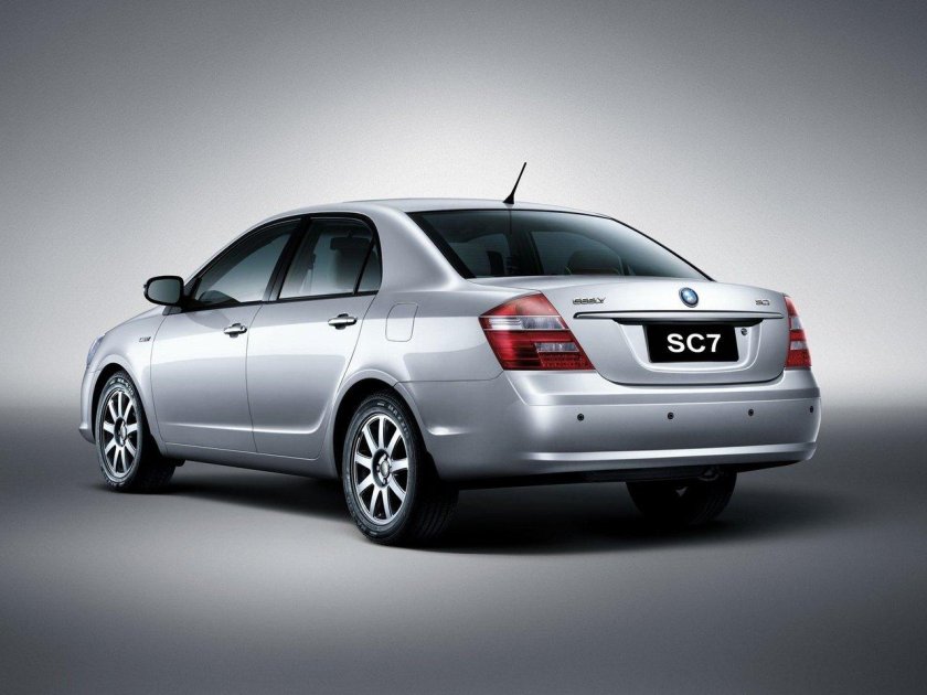 Седан geely