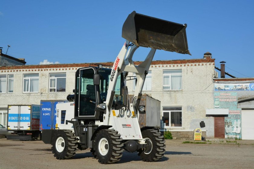 Фронтальный погрузчик goodwork lx180f