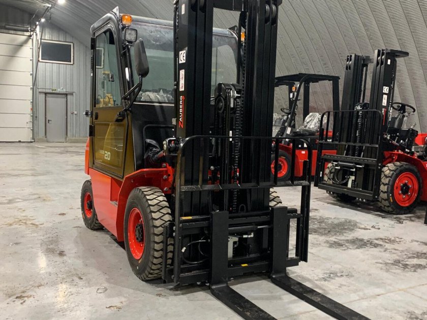 Zauberg погрузчик вилочный