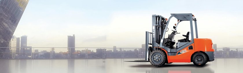 Вилочный погрузчик Heli