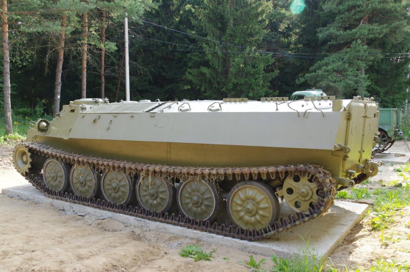 Гусеничный Транспортер МТ-ЛБ