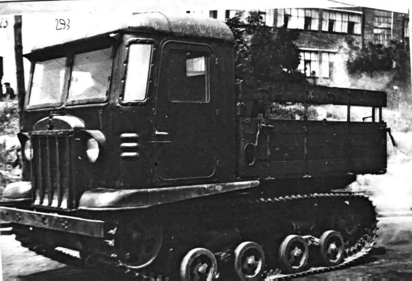 СТЗ-5 гусеничный тягач