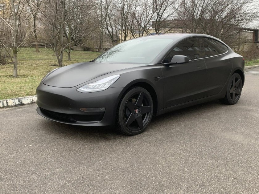 Tesla model 3 матовый