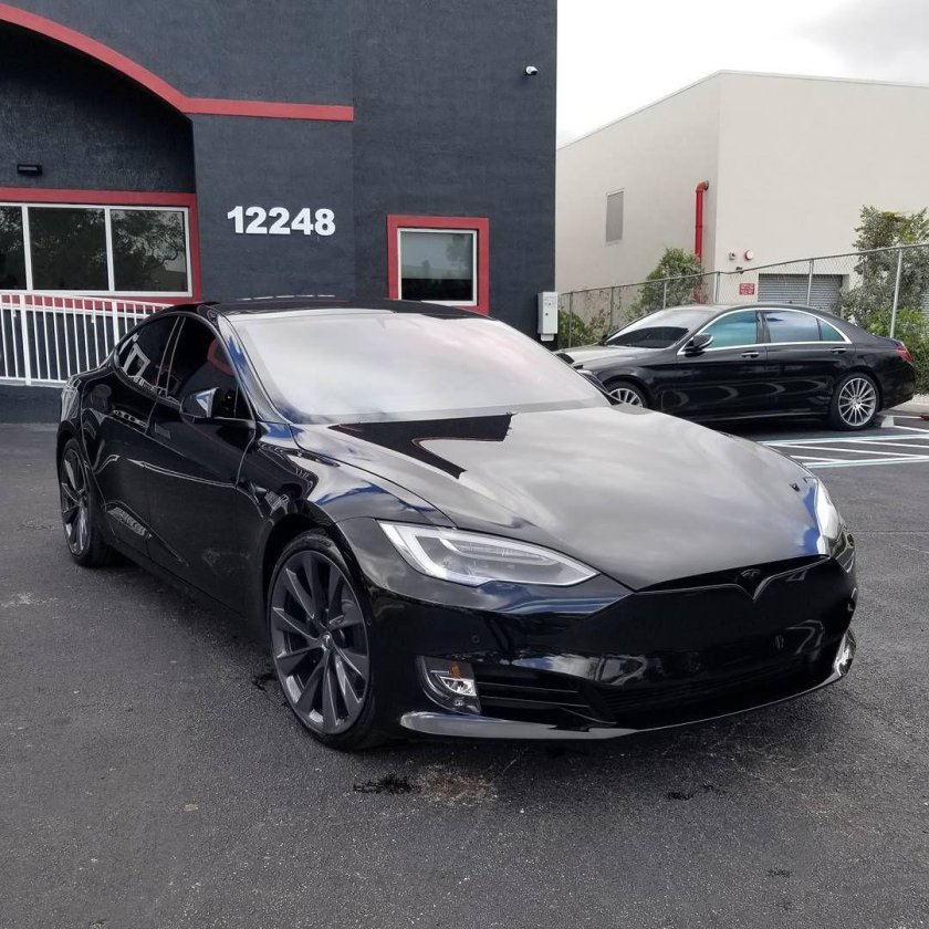 Tesla model s