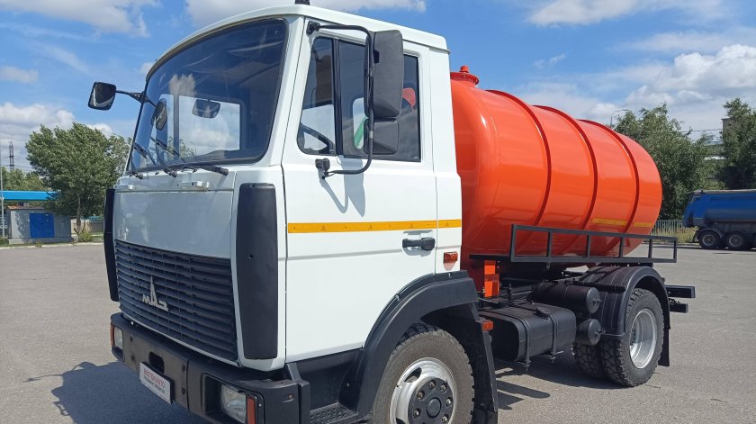 Молоковоз МАЗ-4570