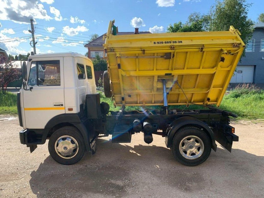 Самосвал маз 5551