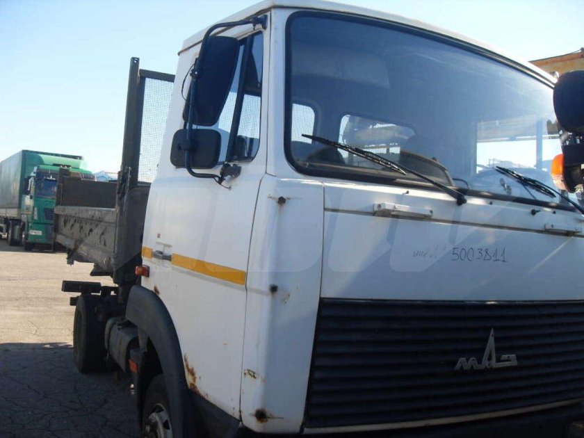 Грузовики маз