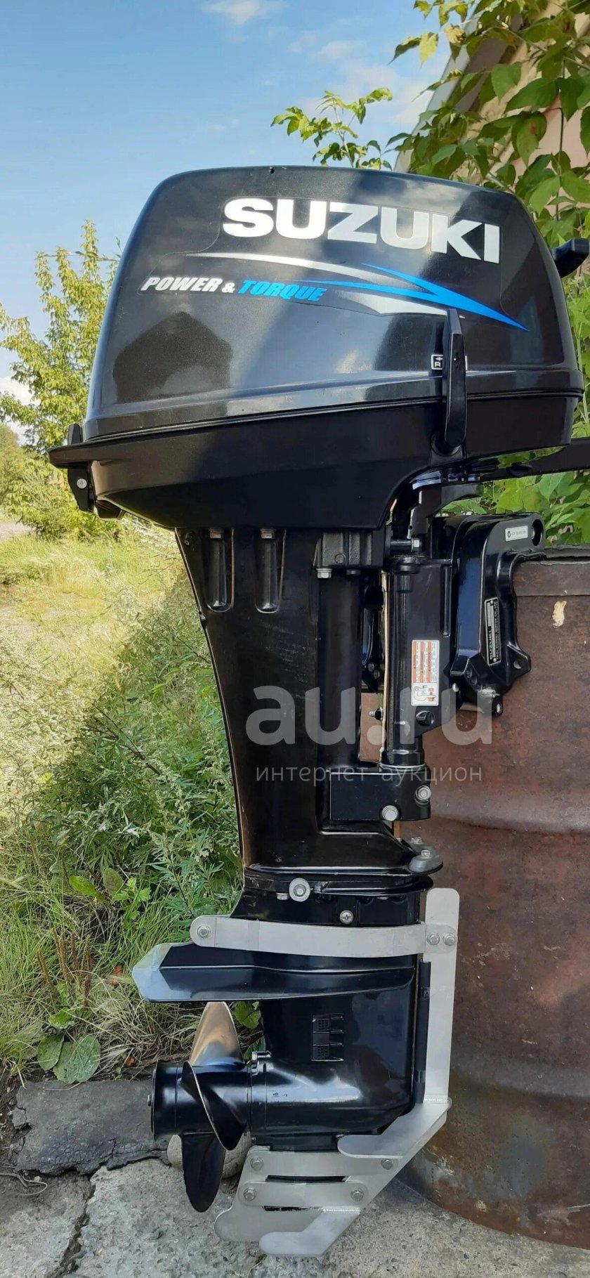 Лодочный мотор suzuki