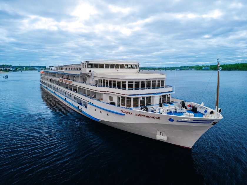 Александра Донинтурфлот теплоход