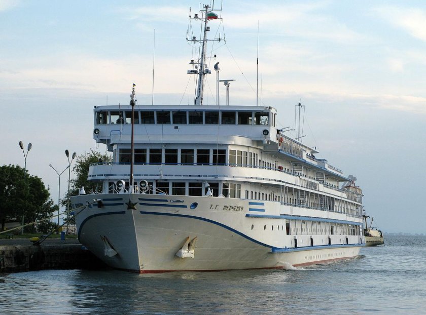 Т. Г. Шевченко теплоход, 1991