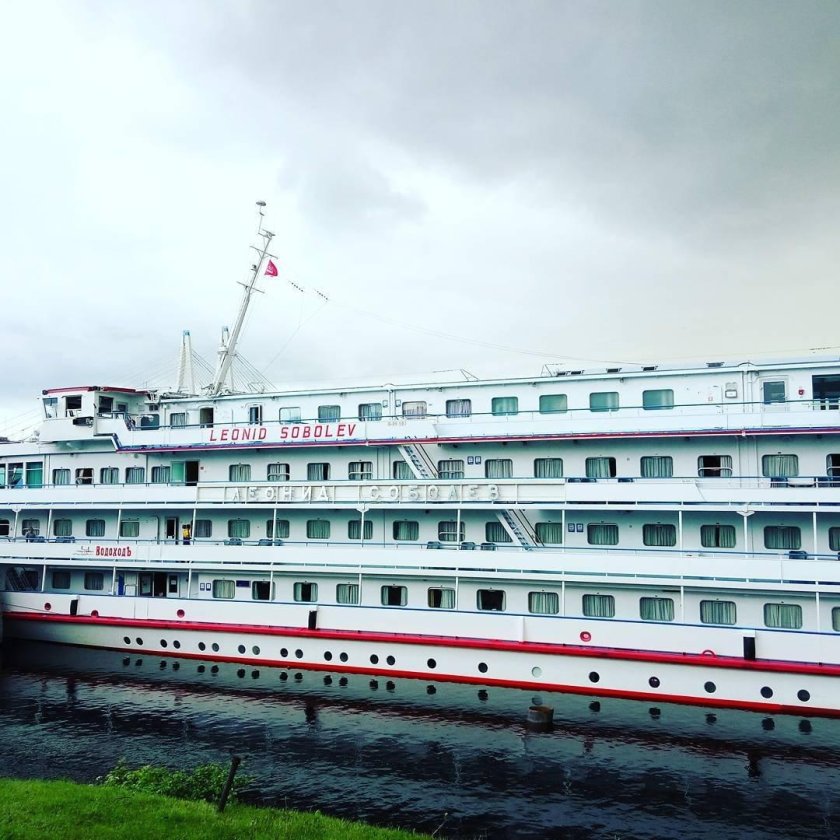 Леонид Соболев теплоход