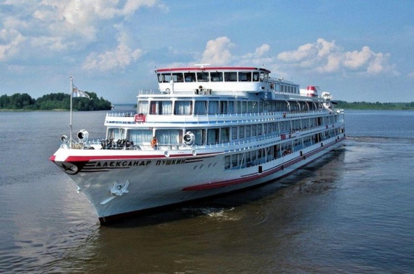 Теплоход александр пушкин