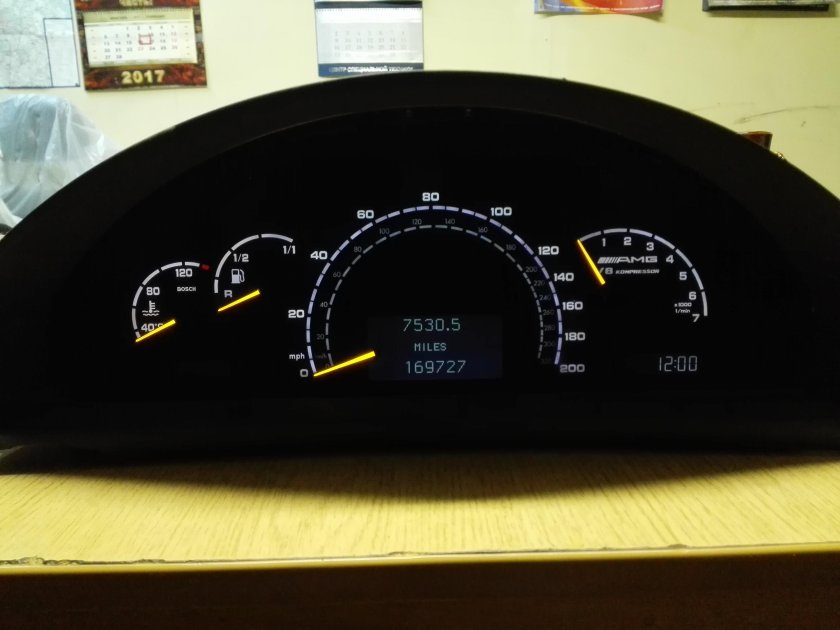 Приборная панель Мерседес w220