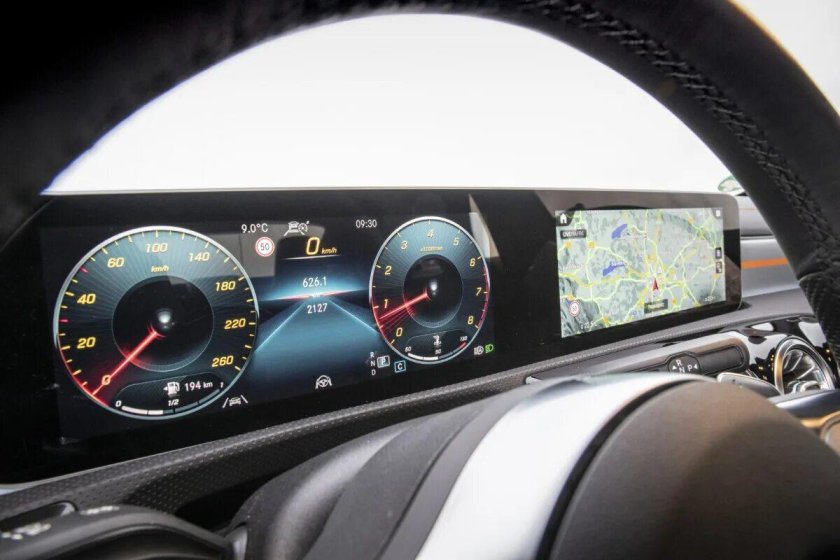 Приборка Мерседес