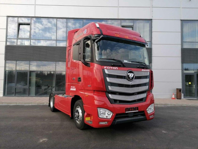 Тягач foton Auman 1846