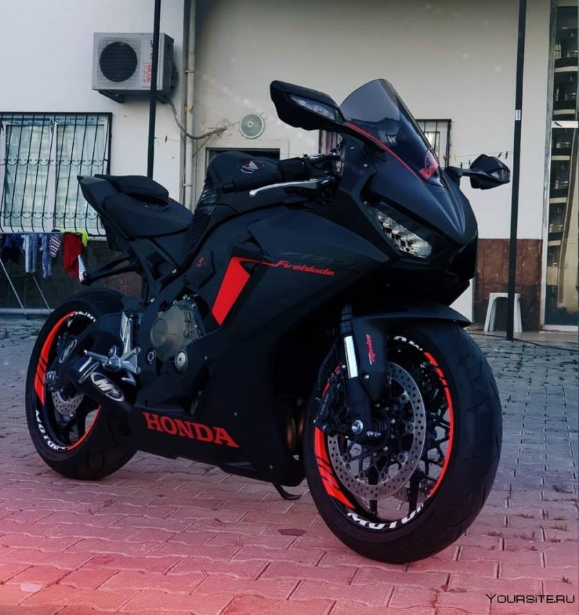 Honda cbr1000rr черный матовый