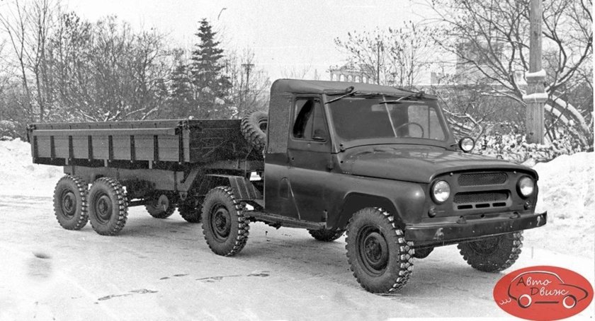 Седельный тягач УАЗ-456