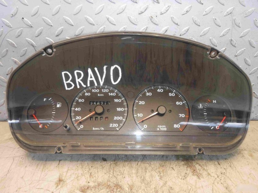 Панель приборов Фиат Брава