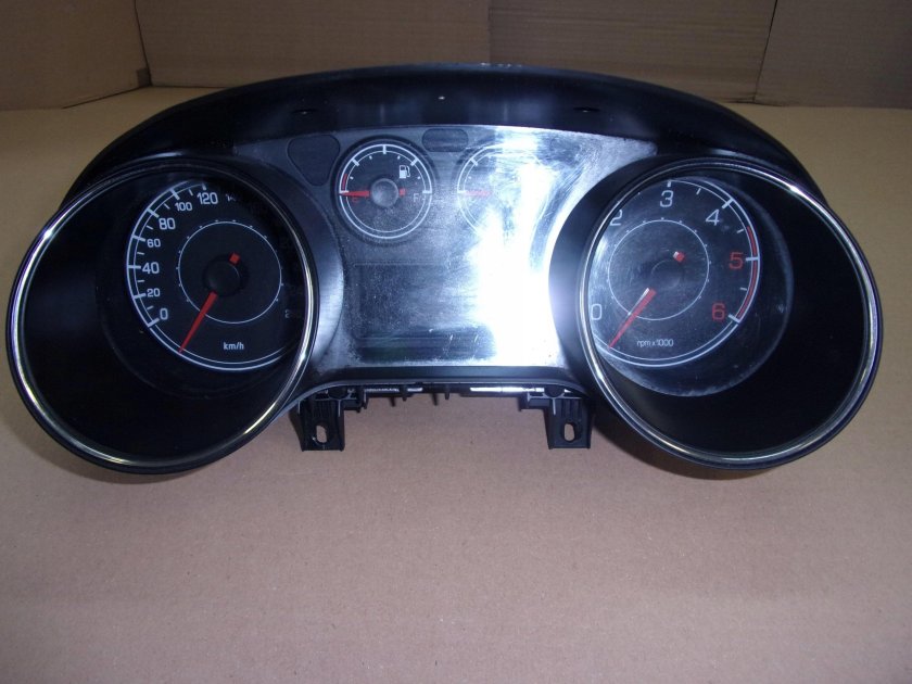 Панель приборов Fiat Bravo 2