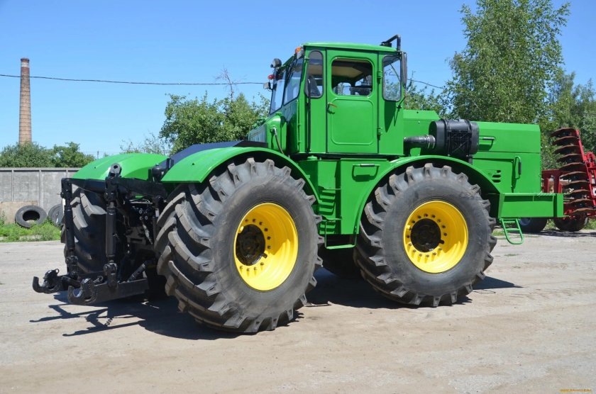 К701 Кировец трактор