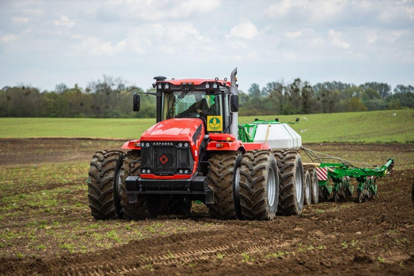 Трактор Кировец 2021