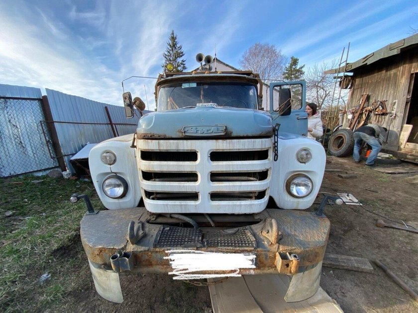 ЗИЛ В Петербурге