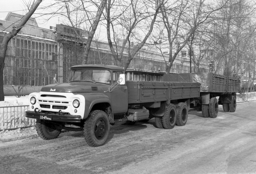 ЗИЛ 133 г1 с прицепом