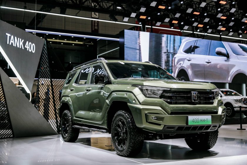 Новый внедорожник танк