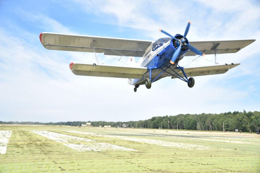 Самолет ан 2