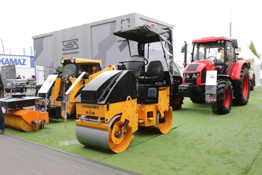 Каток тротуарный