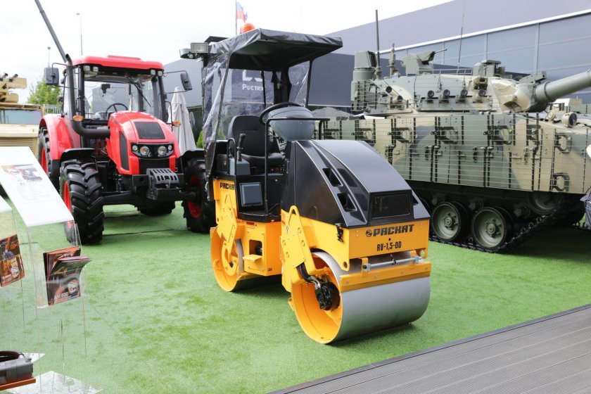 Каток тротуарный