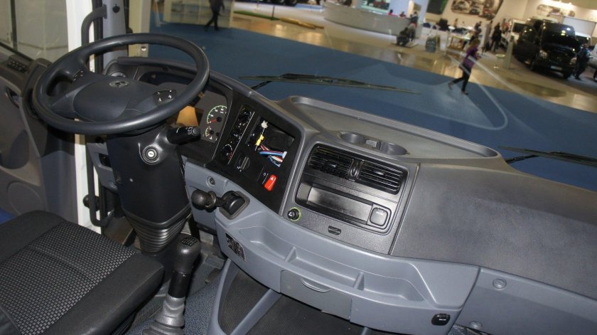 КАМАЗ 5490 Нео салон