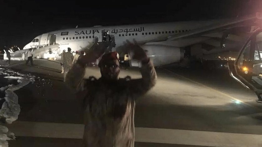 Дубай 2001 посадка без шасси