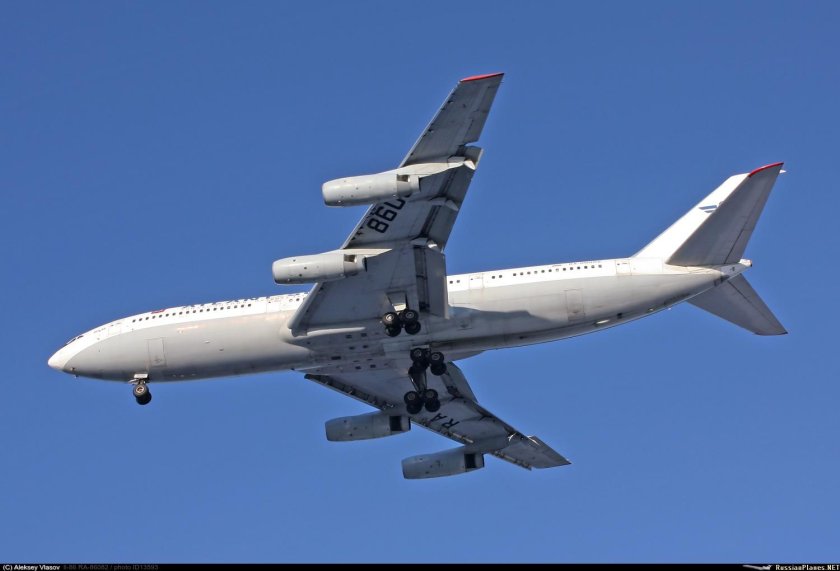 Ил-86 пассажирский самолёт