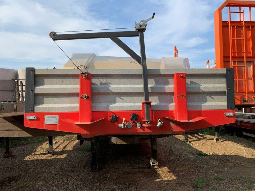 Полуприцеп бортовой