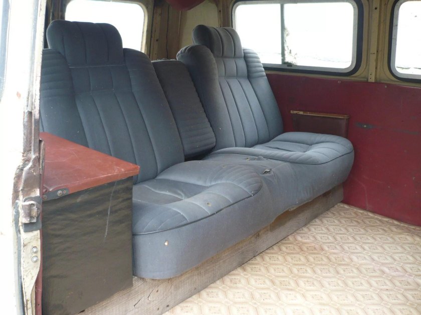 УАЗ 452 диван
