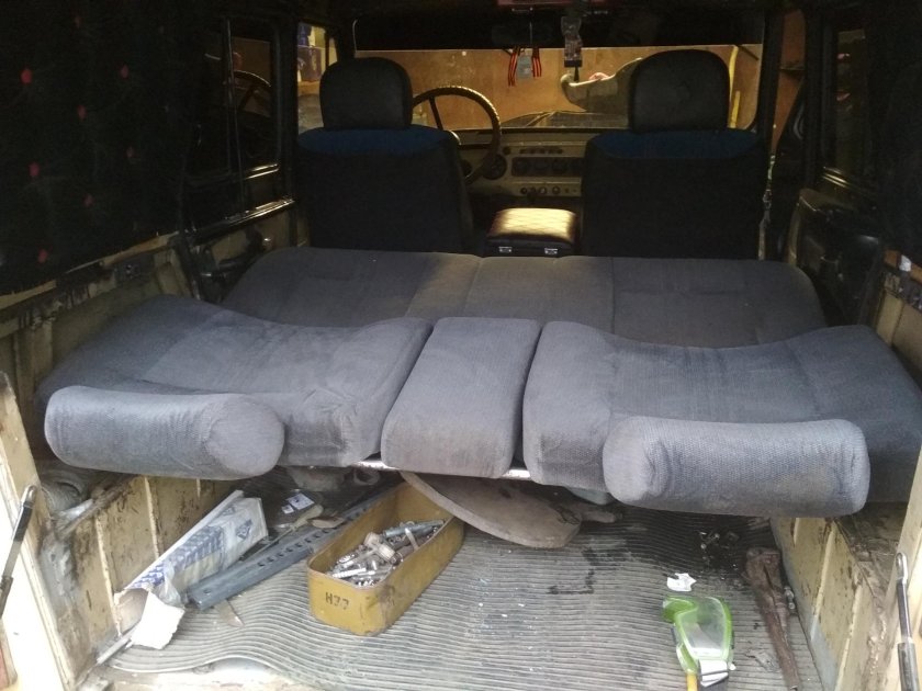 Задние сиденья УАЗ 31512