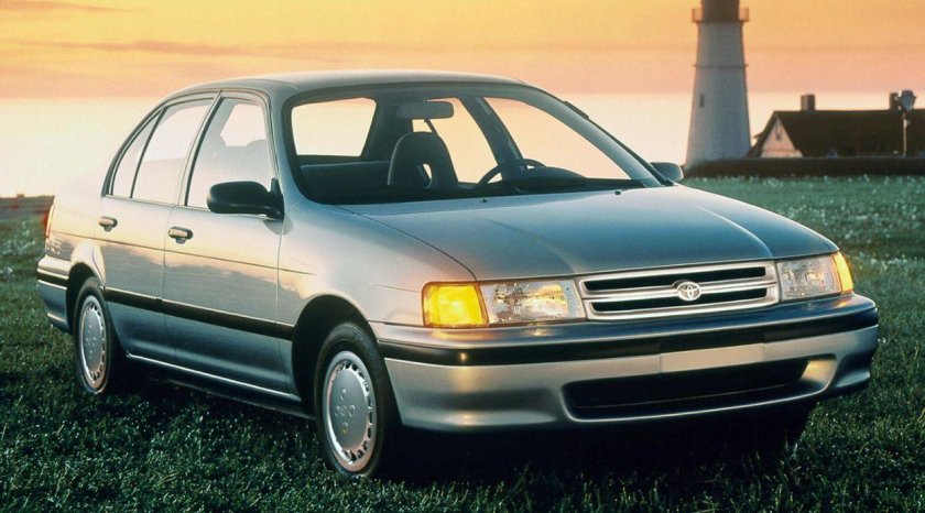 Тойота Терцел 1986 в автосервисе