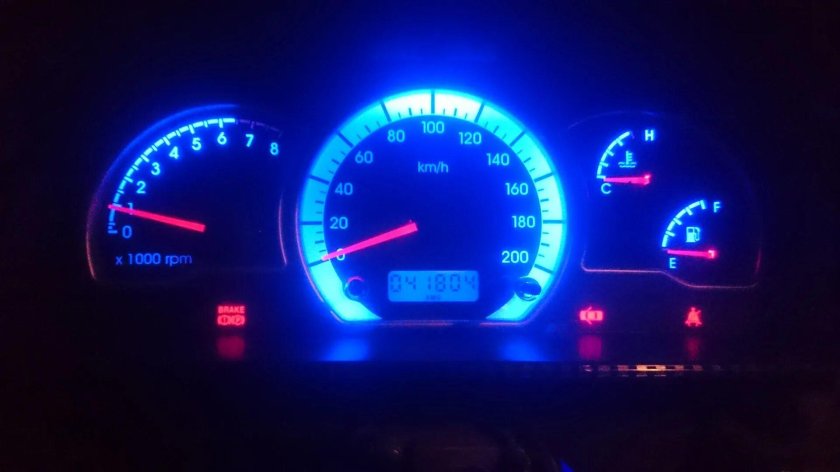 Daewoo Nexia Пересвет приборной панели