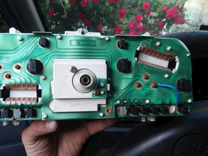 Панель приборов Дэу Нексия 2007