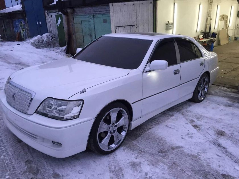 Toyota Crown Majesta s170