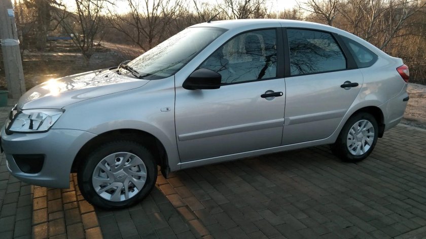 Гранта лифтбек Снежная Королева