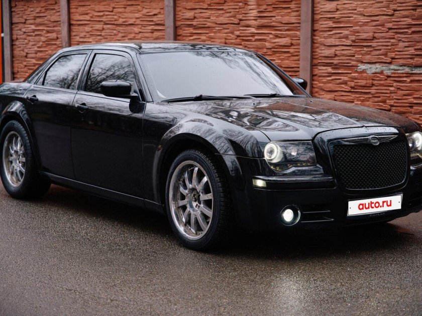 Крайслер 300 с 2005