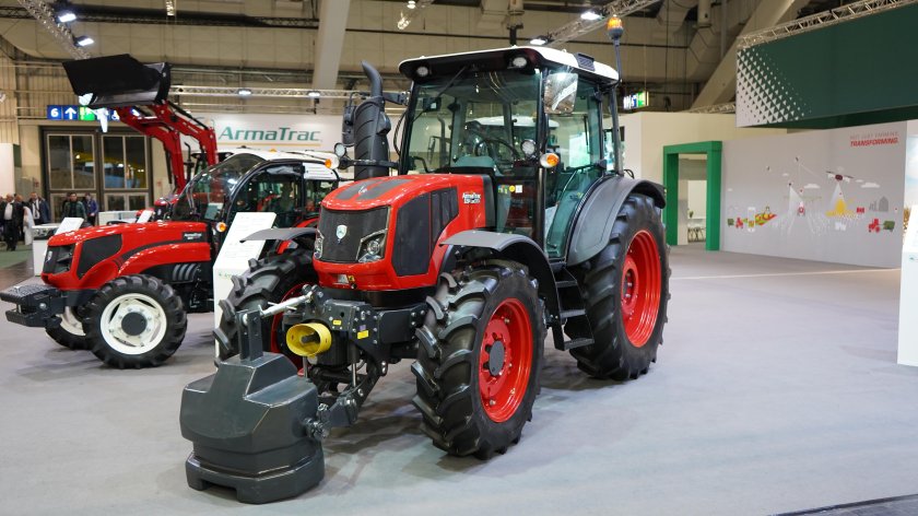 Трактор ARMATRAC 804.4FG.