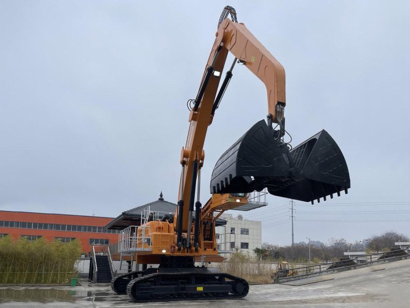 Экскаватор xcmg