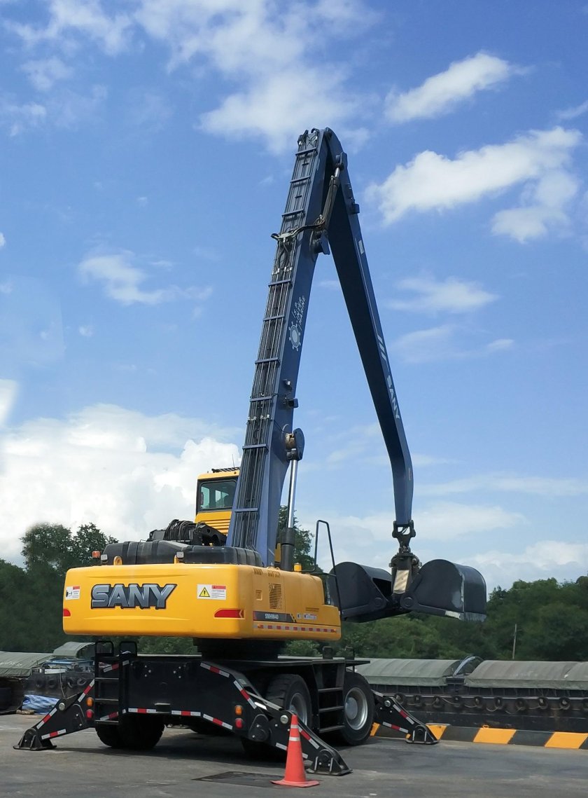 Перегружатель sany