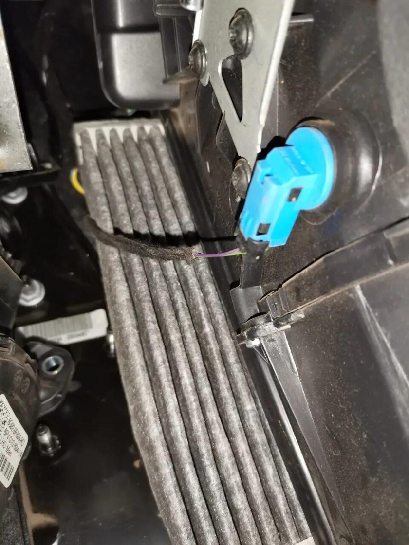 Датчик температуры испарителя кондиционера Форд Мондео 4