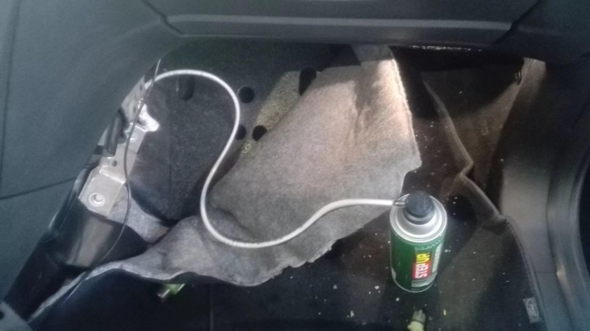 Трубка слива конденсата Форд фокус 2