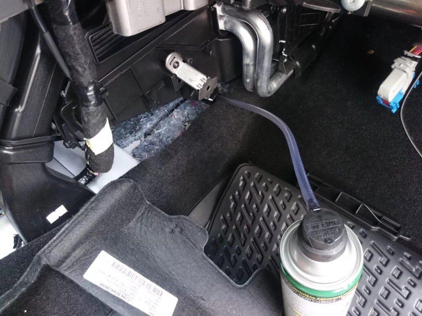 Ford Focus 3 дренаж для кондиционера