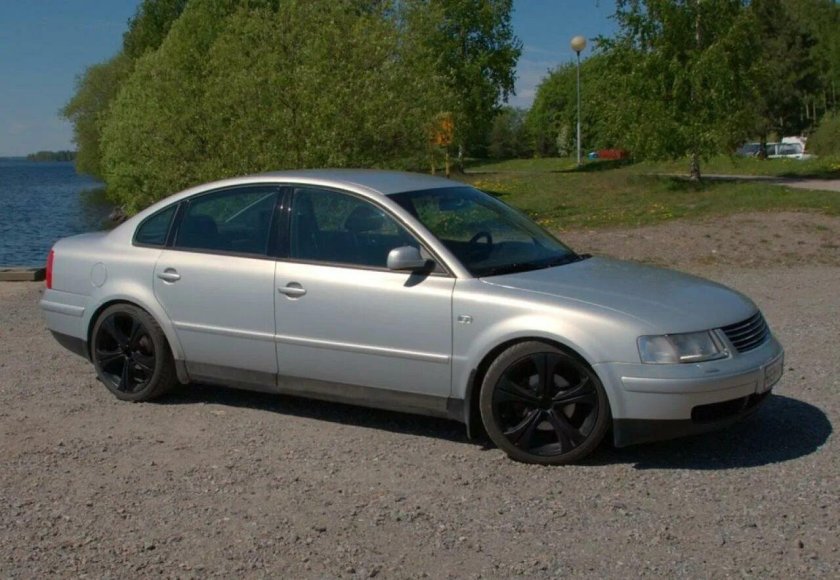 VW Passat b5 черный r17